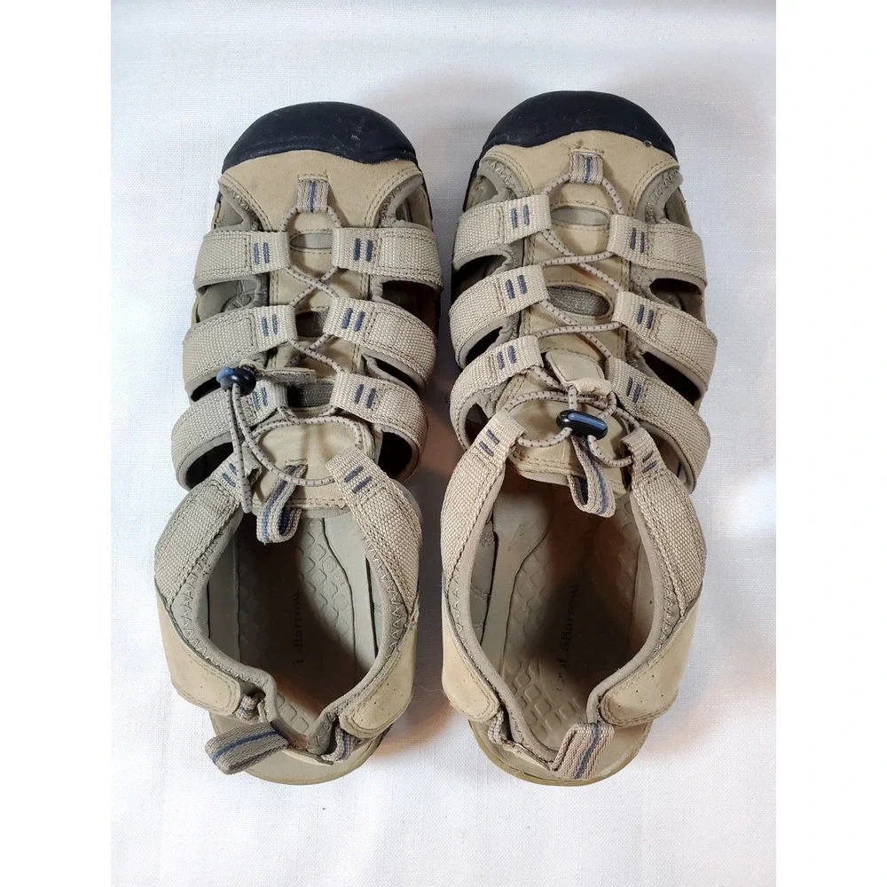 Croft & Barrow ● Men's Closed Toe Casual Sandals ● Size 10 ● Beige‎